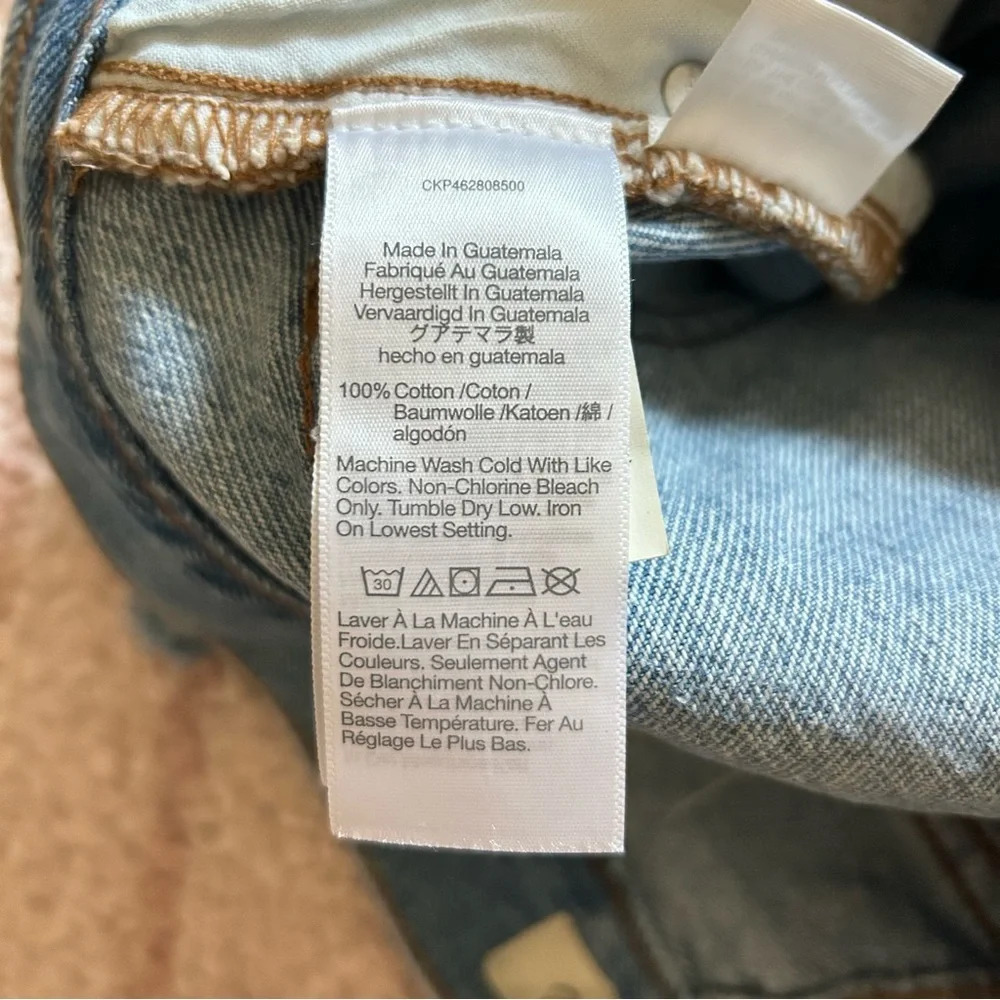 Madewell Mom Jean Short Size 26 Distressed - Picture 4 of 12
